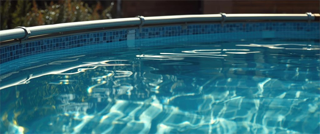 8 cosas que debes saber antes de comprar una piscina de fibra