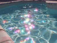 9 trucos profesionales para mantener el agua cristalina sin gastar una fortuna