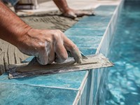 ¿Cuánto tiempo tarda realmente la construcción de una piscina de obra?